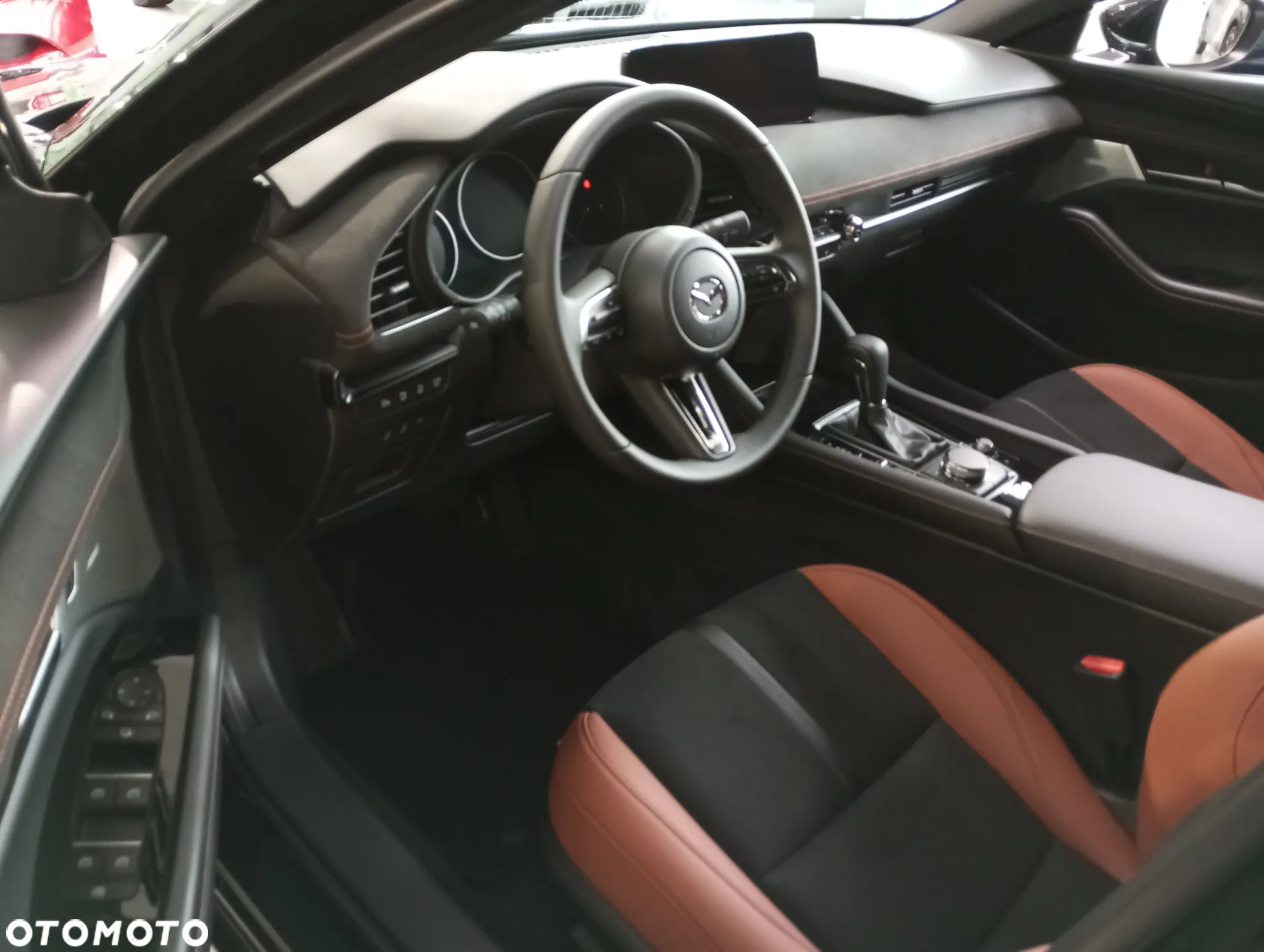 Mazda 3 - 4