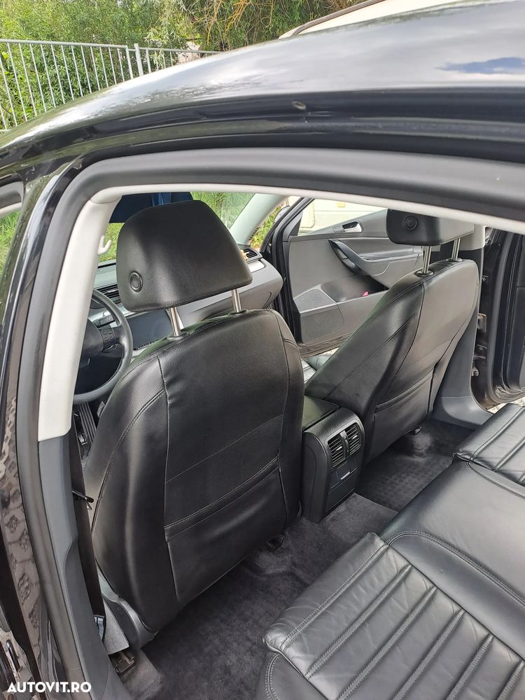 Volkswagen Passat 2.0TDI Sportline DPF DSG - 15