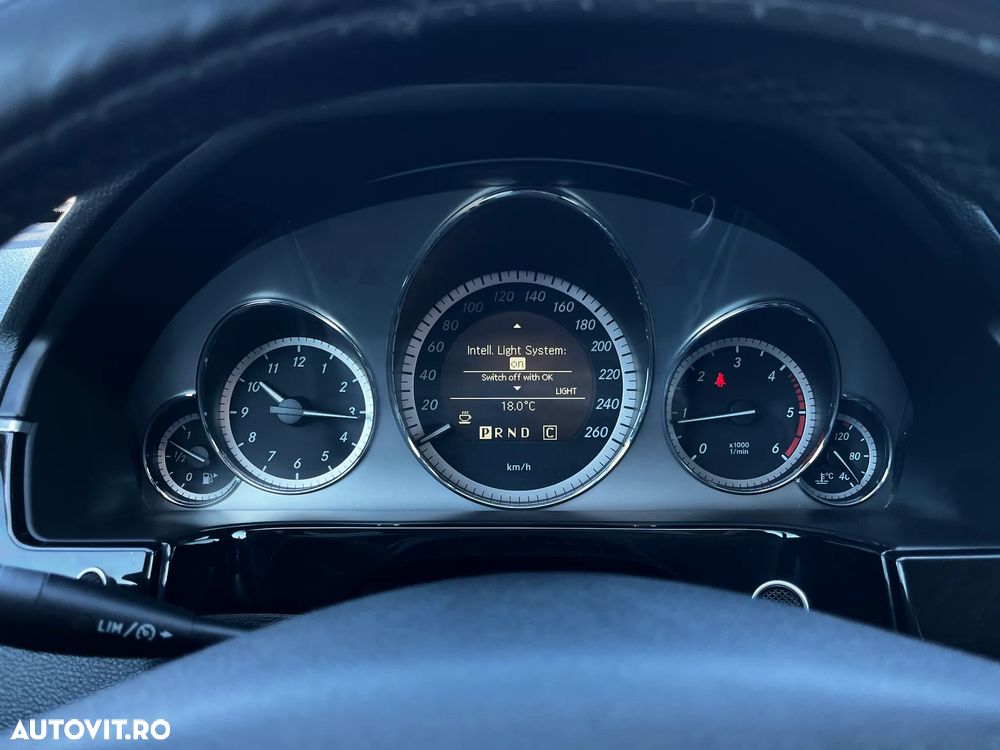 Mercedes-Benz E 220 CDI Automatik Avantgarde - 28
