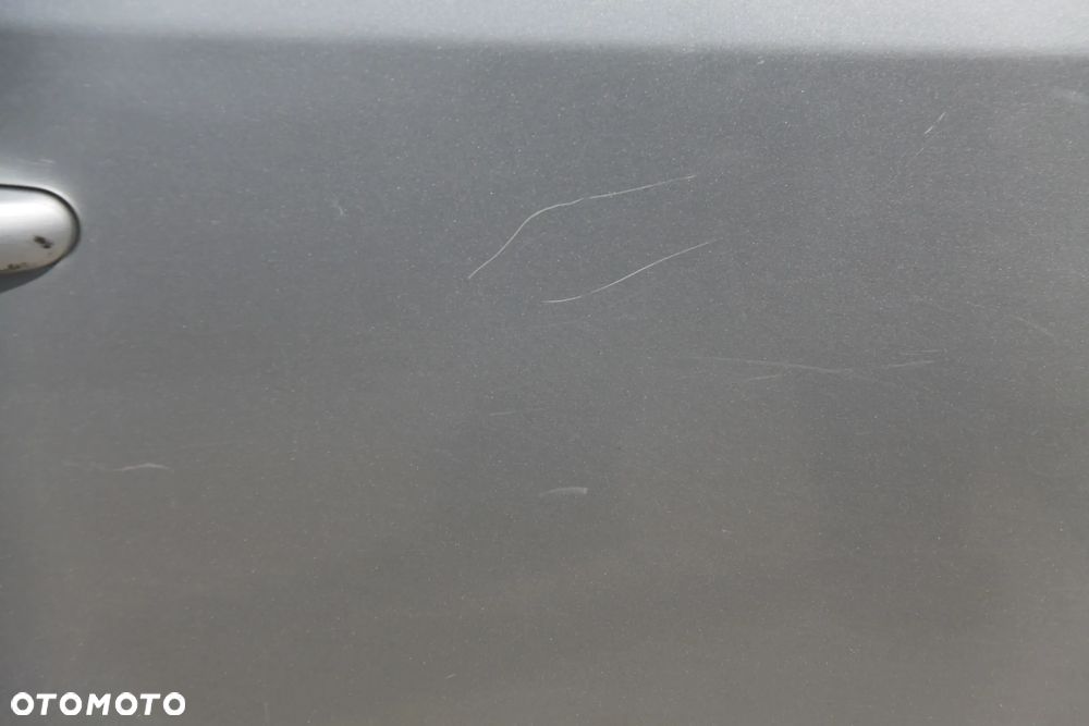 VW TOURAN 1 Drzwi Kompletne Prawy Tył LA7W - 3