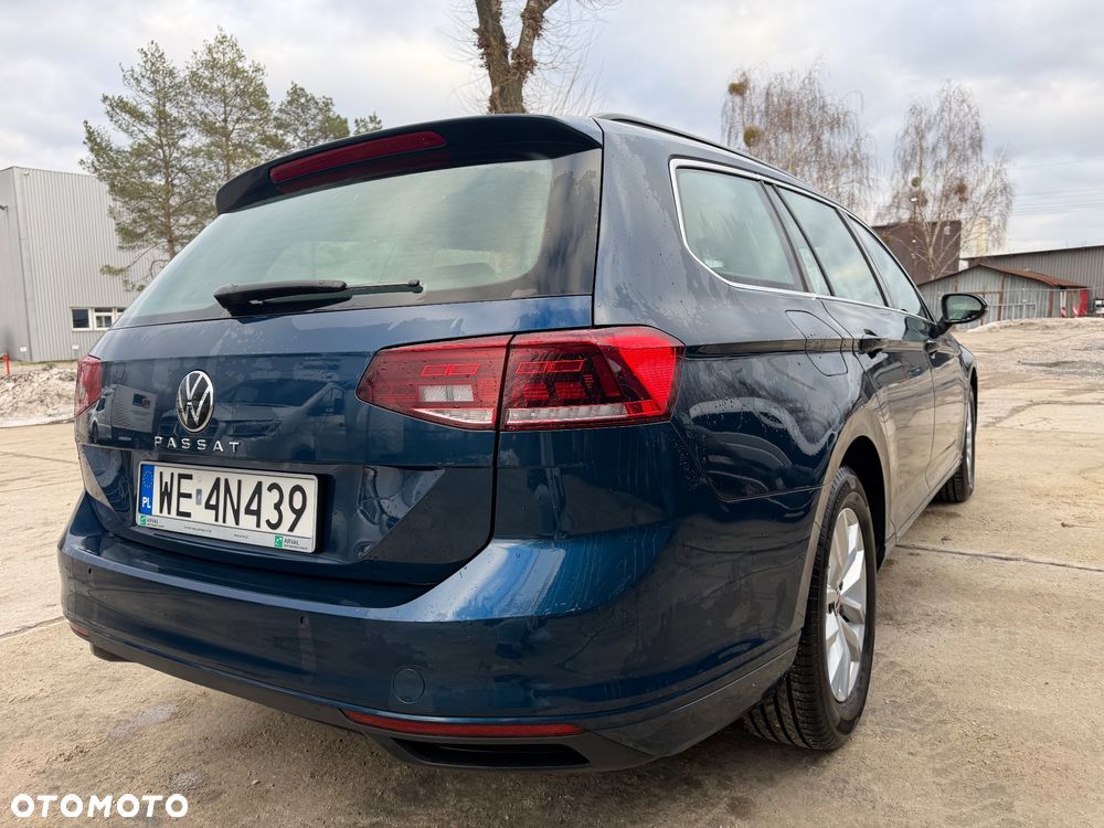 Volkswagen Passat 1.5 TSI EVO Business - 9
