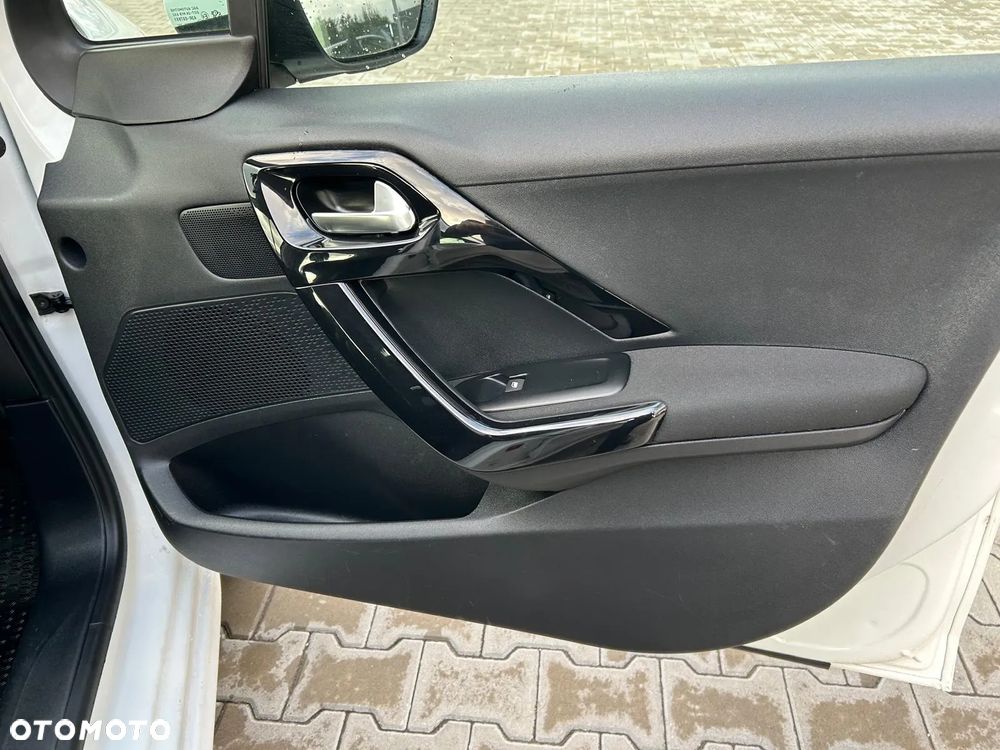 Peugeot 208 1.6 BlueHDi Active - 24