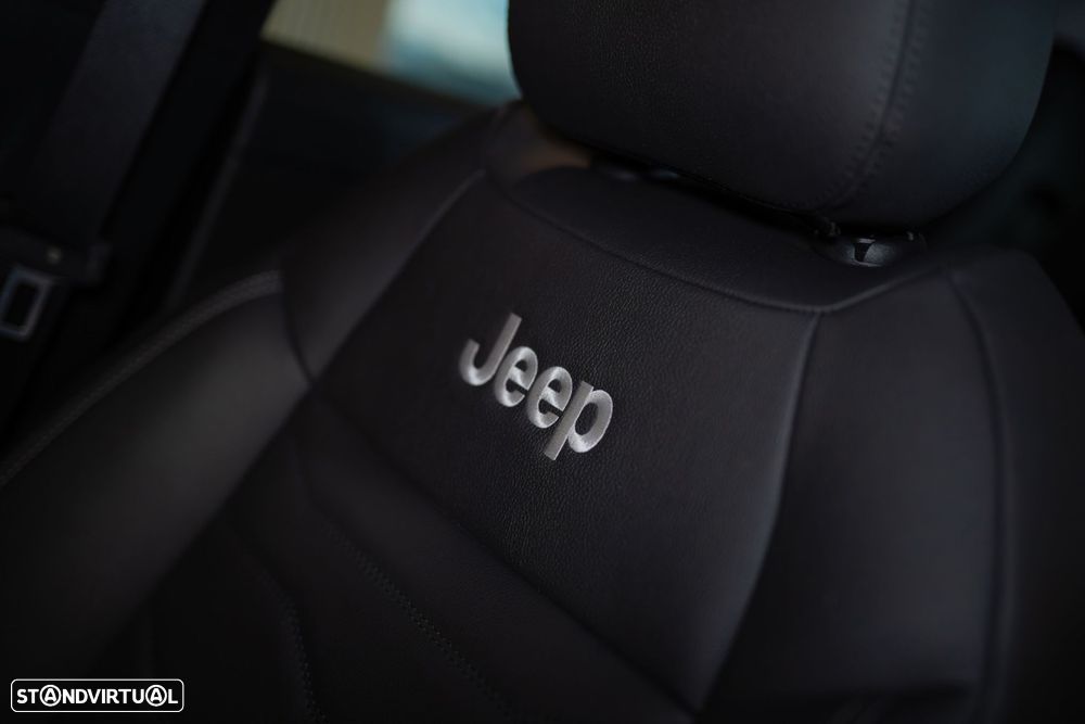 Jeep Avenger Summit - 51