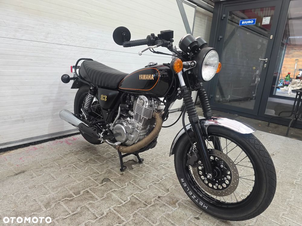 Yamaha SR - 8
