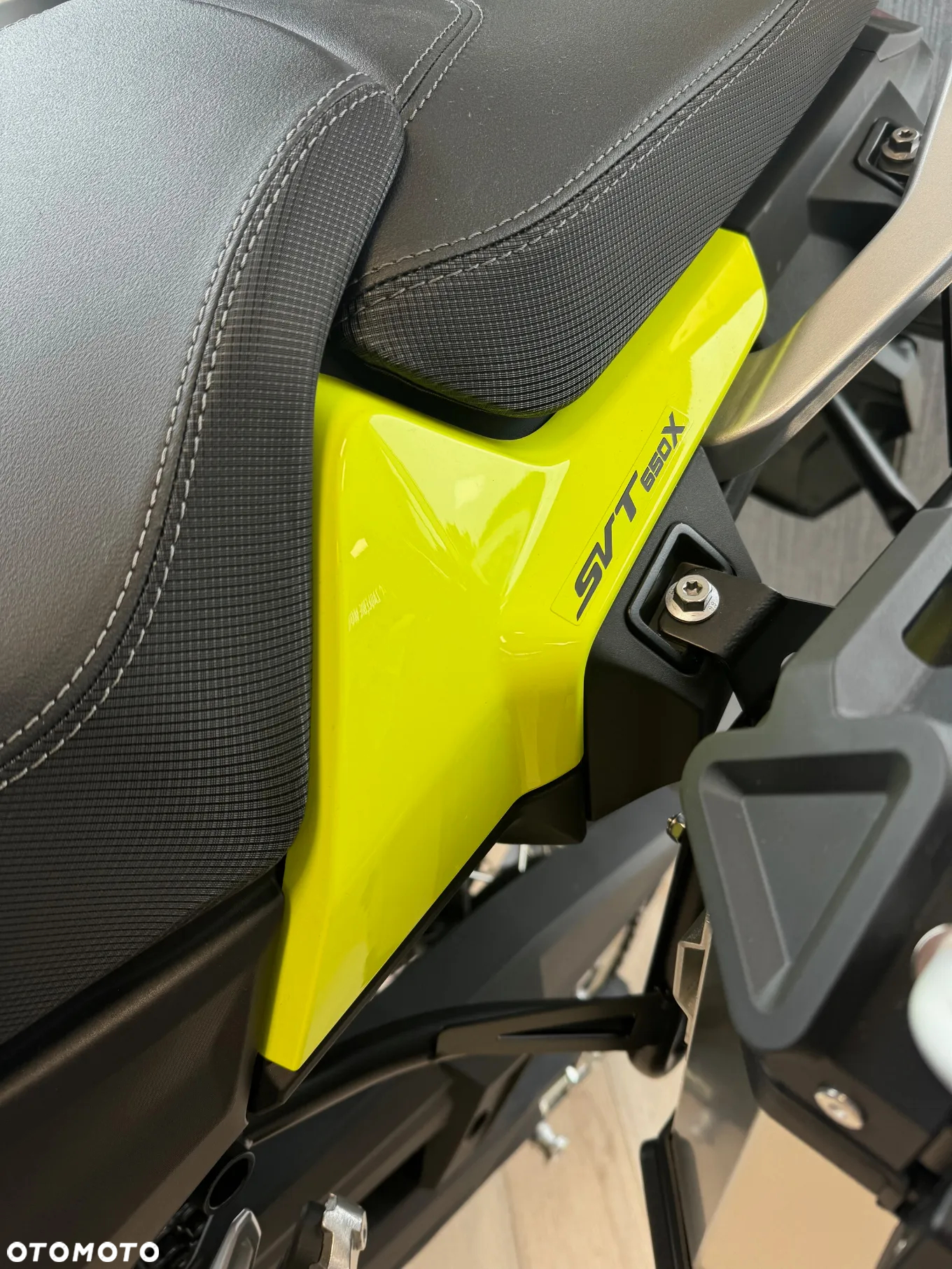 QJMOTOR SVT 650X - 13