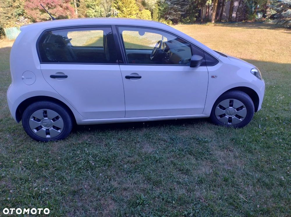 Volkswagen up! - 5