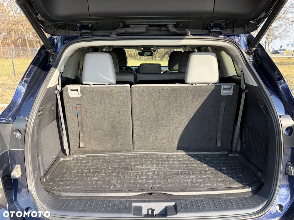Toyota Highlander - 16