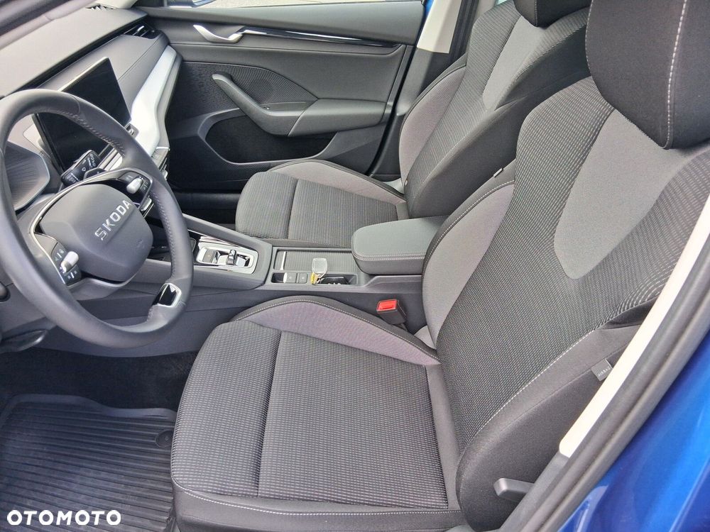 Skoda Octavia 1.5 TSI mHEV Selection DSG - 11