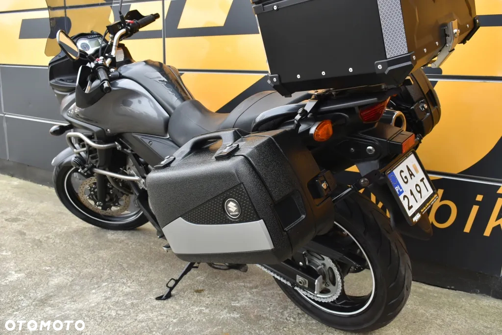 Suzuki V-STROM - 14