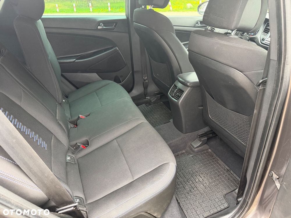 Hyundai Tucson 1.6 GDI BlueDrive GO 2WD - 14