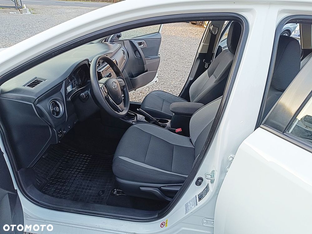 Toyota Auris 1.33 VVT-i Active - 11