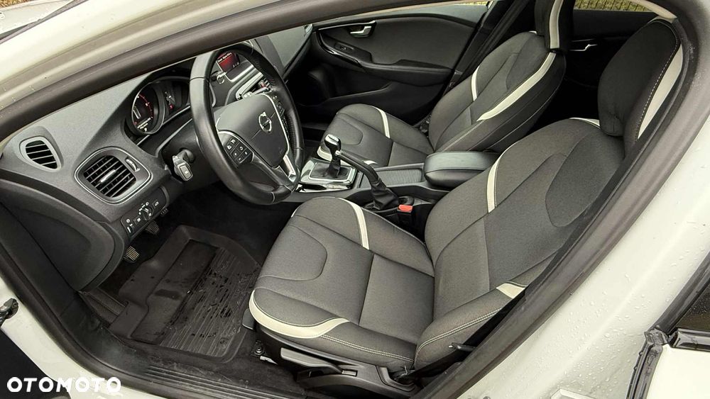 Volvo V40 D3 Drive-E Summum - 14