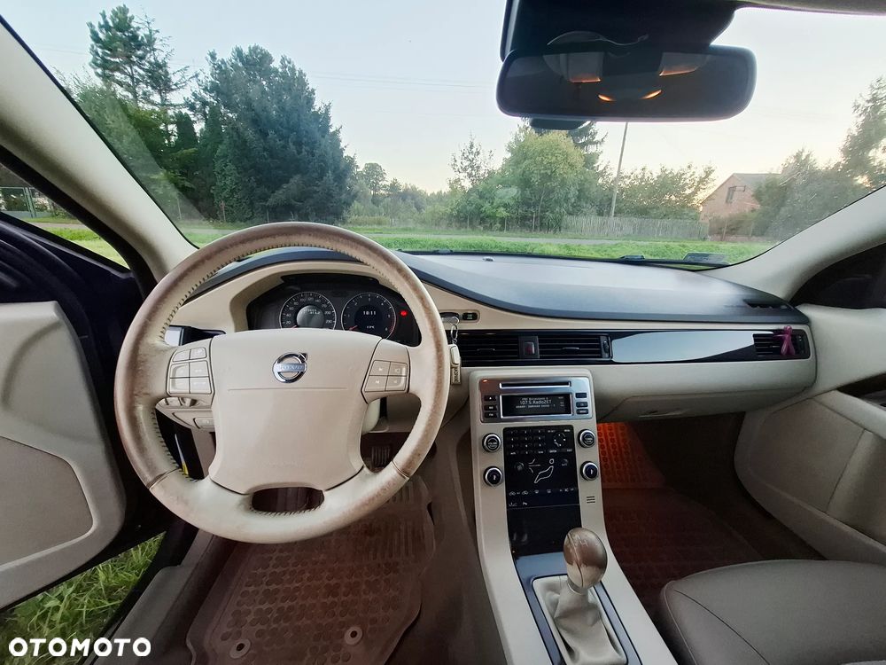Volvo V70 - 24