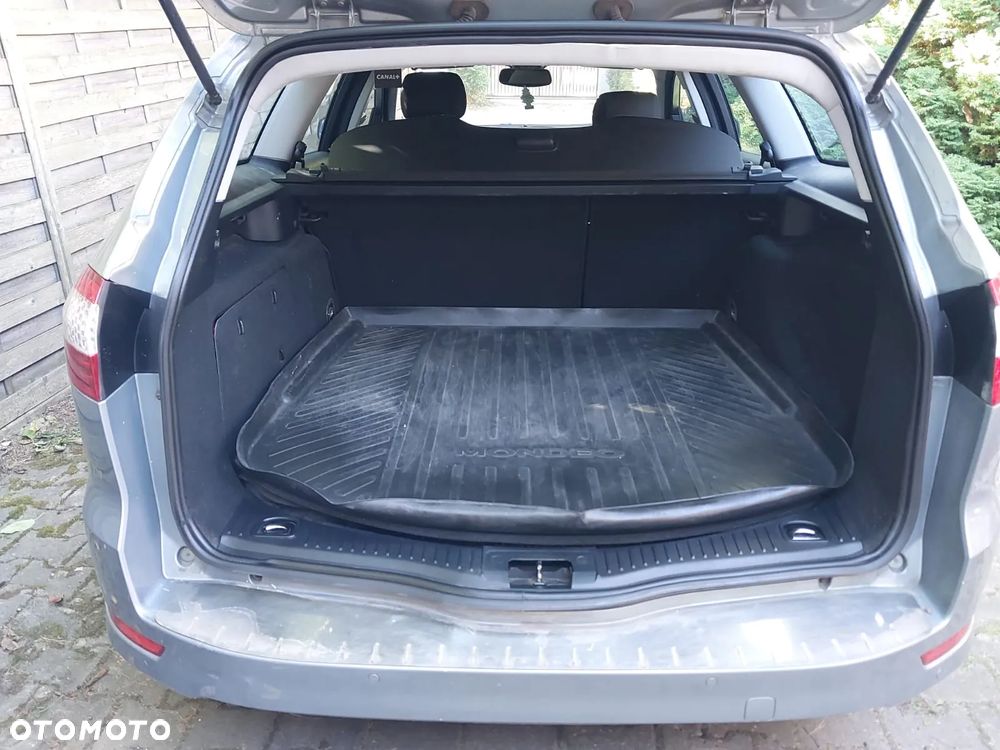 Ford Mondeo - 7