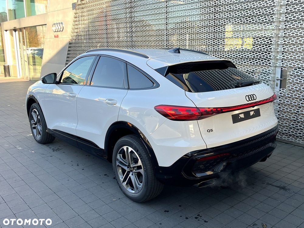 Audi Q5 Sportback - 3