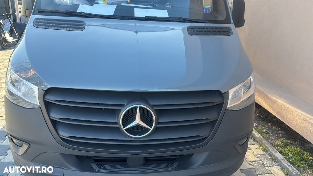 Mercedes-Benz Sprinter - 10
