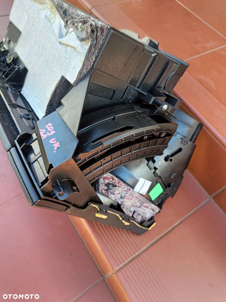 MERCEDES W209 CLK SCHOWEK KONSOLI PASAŻERA ANGLIK - 8