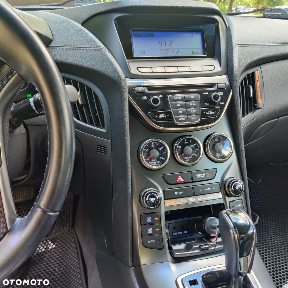 Hyundai Genesis - 23