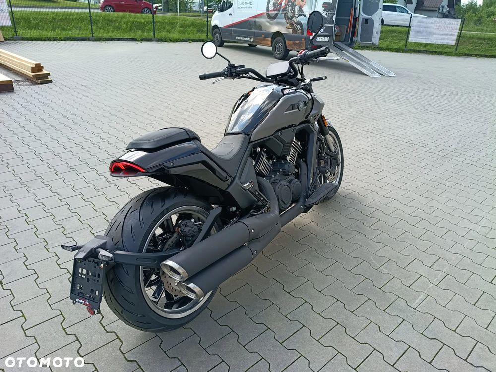 Morbidelli C1002V - 5