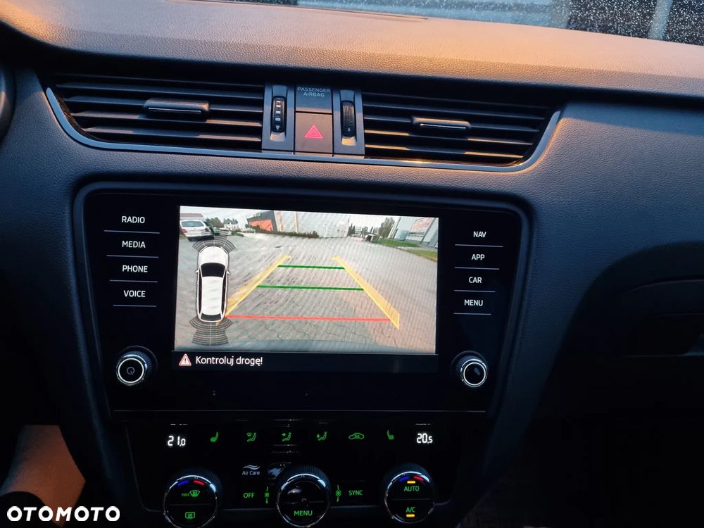 Skoda Octavia 2.0 TSI DSG RS 230 - 18