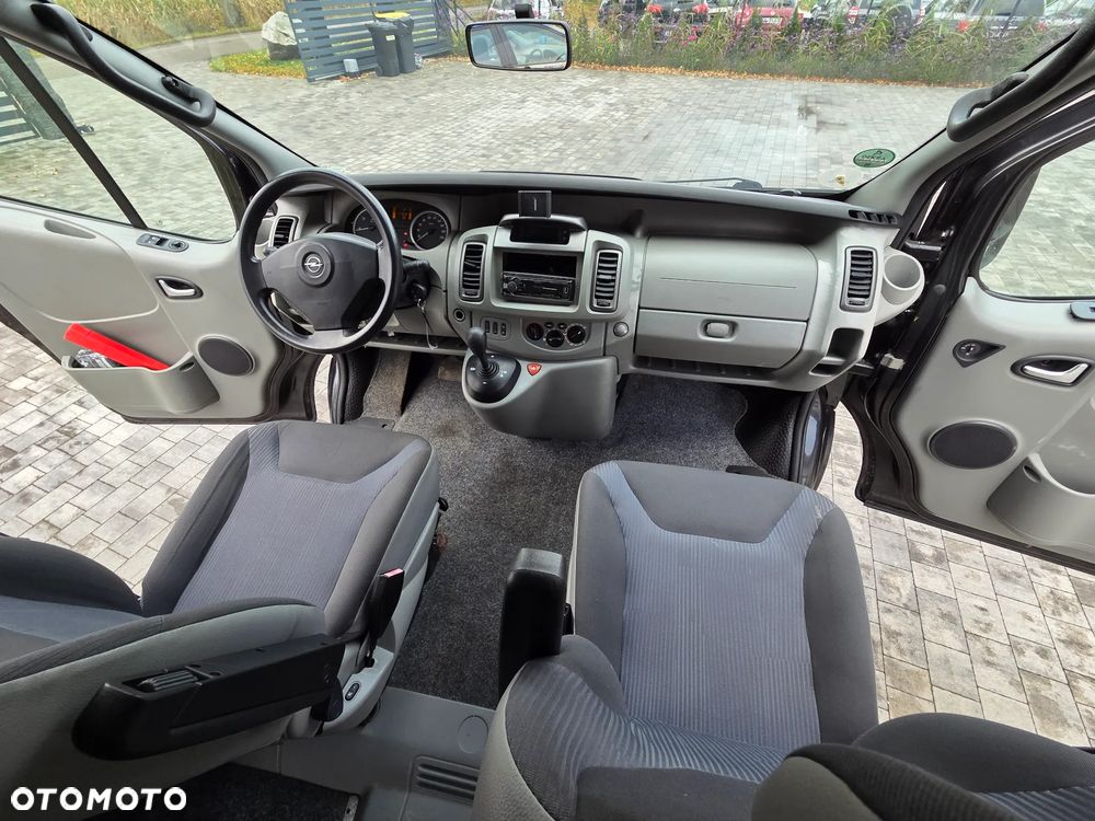 Opel Vivaro - 14