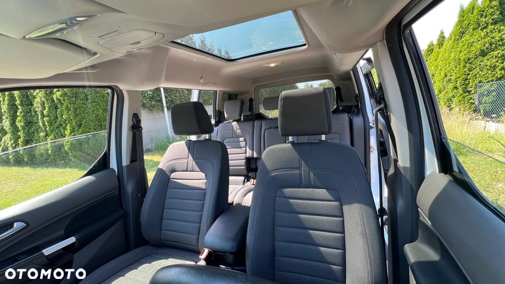 Ford Tourneo Connect Grand - 15