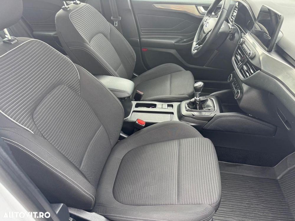Ford Focus 1.5 EcoBlue Titanium - 16
