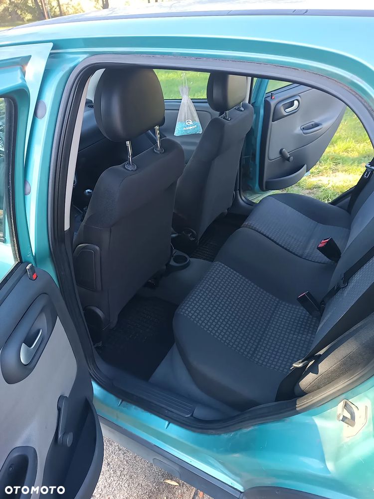 Opel Corsa 1.2 16V Enjoy - 14
