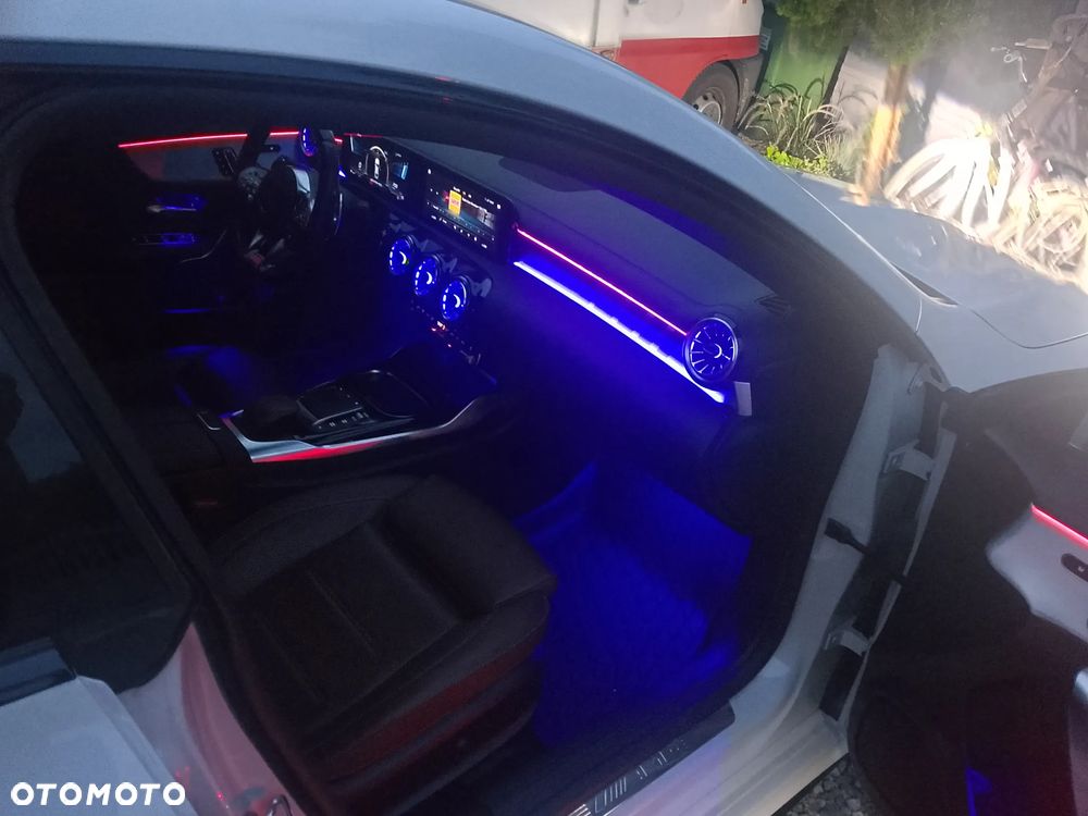 Mercedes-Benz CLA AMG 35 4Matic B AMG Speedshift 7G-DCT - 20