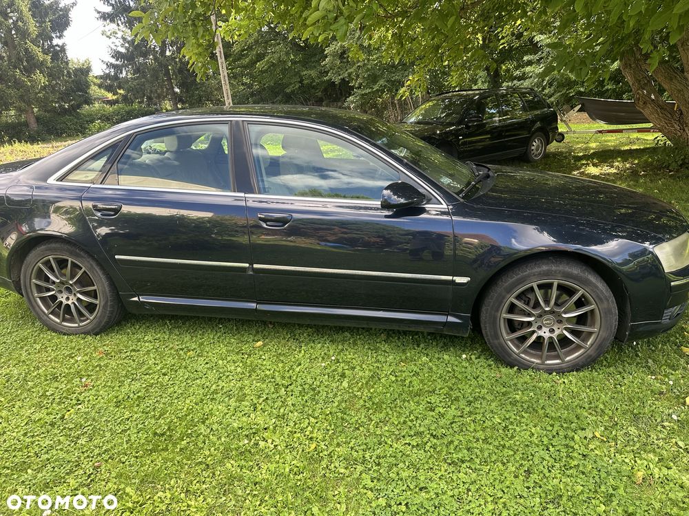 Audi A8 - 3