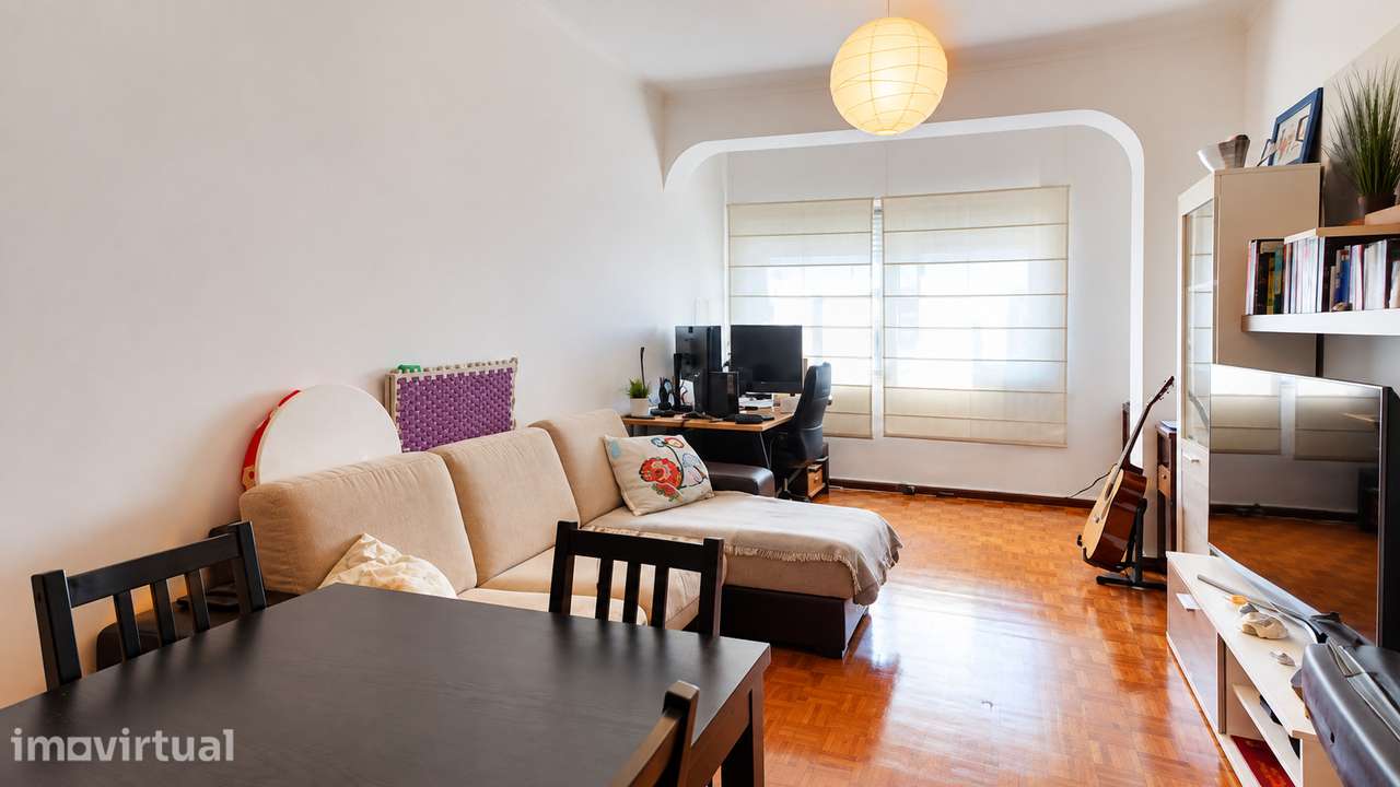 Apartamento T2 à venda na Rua Combatentes da Grande Guerra, 37 - Grande imagem: 3/11