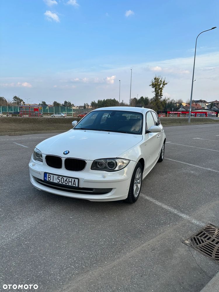 BMW Seria 1 118i - 1