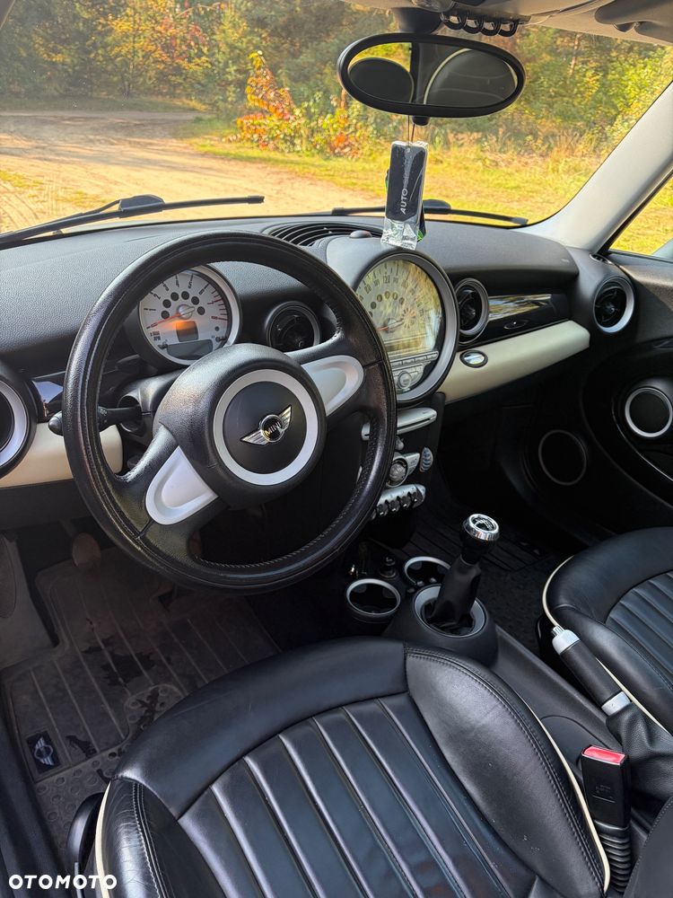 MINI Cooper Standard - 9