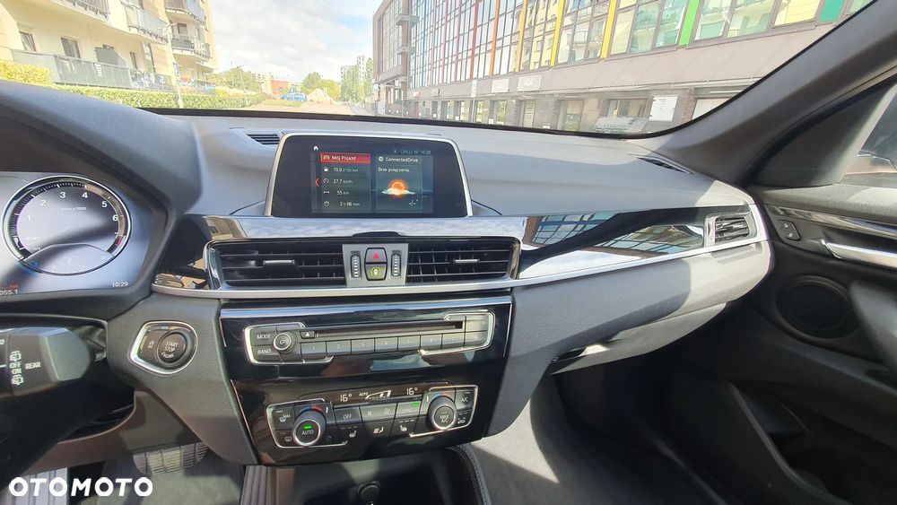 BMW X1 xDrive25i xLine - 14