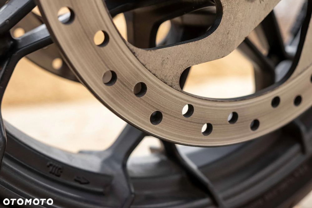 Harley-Davidson Street Rod XG 750A - 29