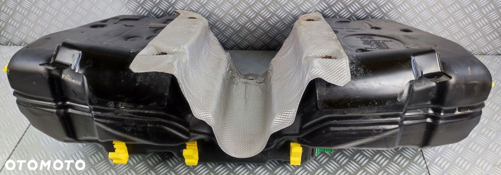 GX63-9K007-BE zbiornik bak paliwa JAGUAR XF II 2 X260 3,0 V6 BENZ AWD - 4