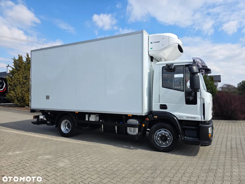Iveco EUROCARGO ML 120E25 EEV CHŁODNIA 5 M DŁ  TYLKO 320 TYŚ KM SUPER STAN !!! - 2