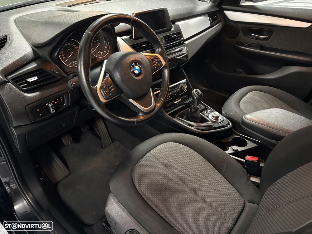 BMW 216 Gran Tourer d 7L - 7
