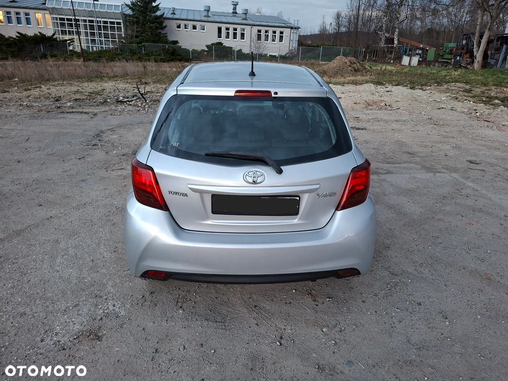 Toyota Yaris - 9