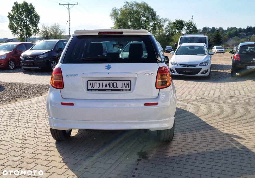 Suzuki SX4 - 23