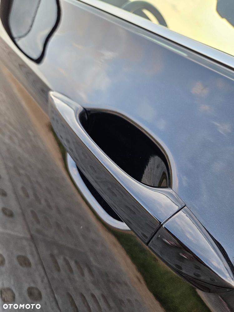Volkswagen Passat 2.0 TDI (BlueMotion Technology) Comfortline - 19