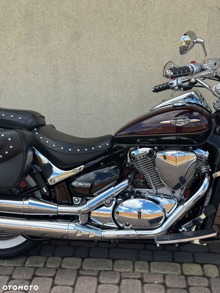 Suzuki VL 800 Volusia - Boulevard C50 - 15