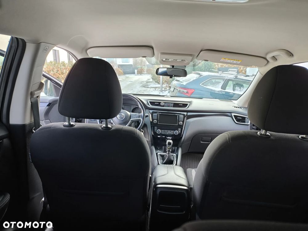 Nissan Qashqai 1.3 DIG-T N-Connecta EU6d - 14