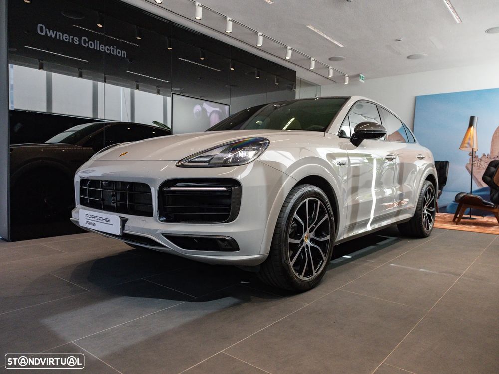 Porsche Cayenne Coupé E-Hybrid Platinum Edition - 3
