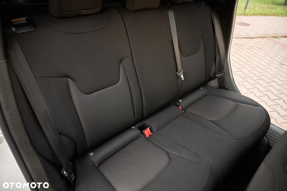 Jeep Renegade - 30