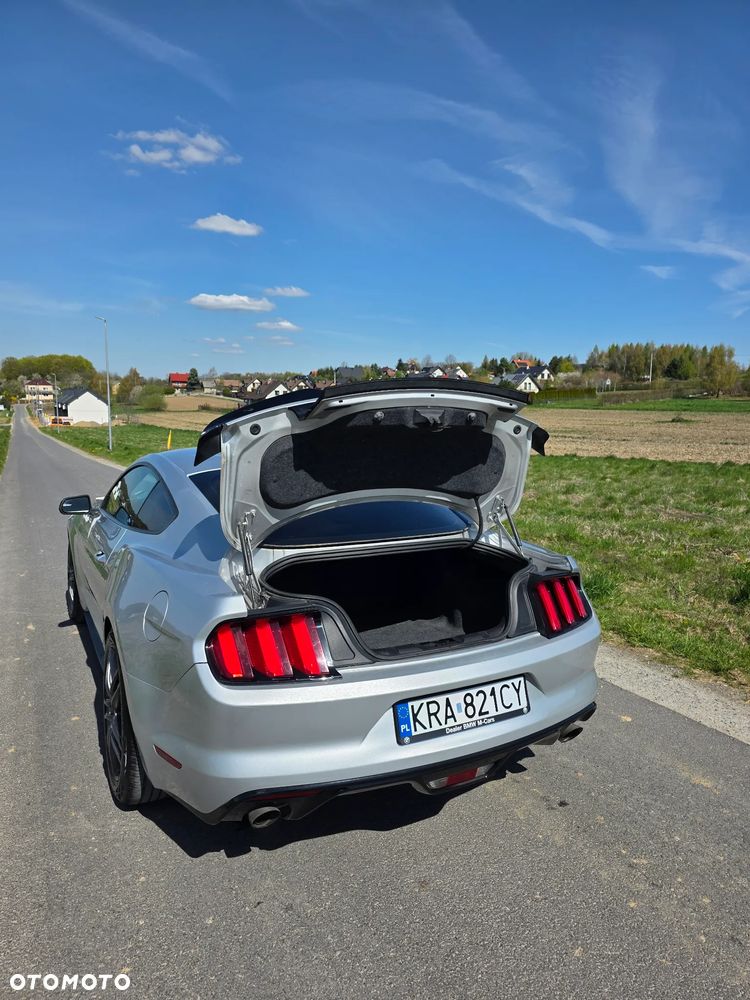 Ford Mustang 3.7 V6 - 19