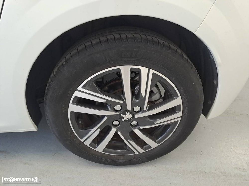 Peugeot 208 1.2 PureTech Allure Pack EAT8 - 11