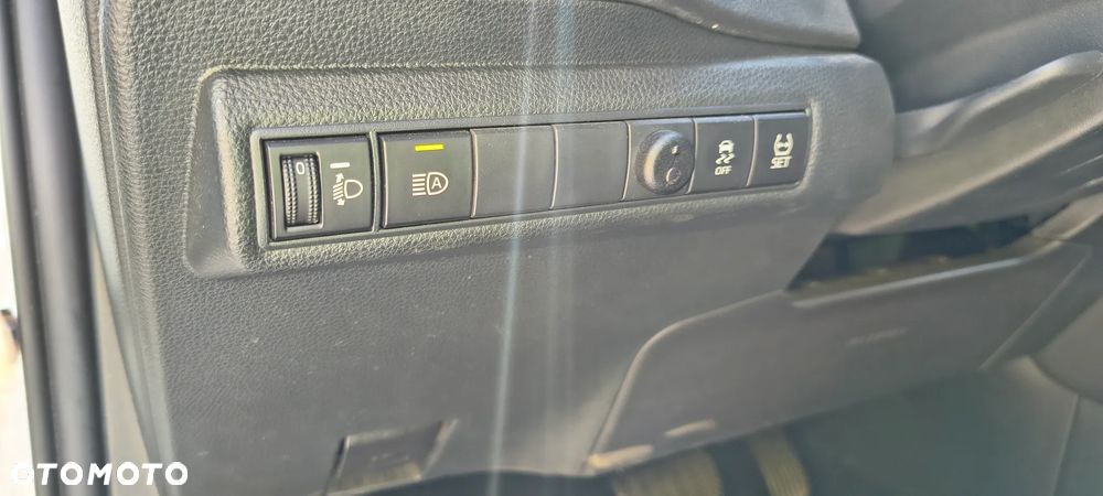 Toyota Corolla 1.8 Hybrid GPF Comfort - 20
