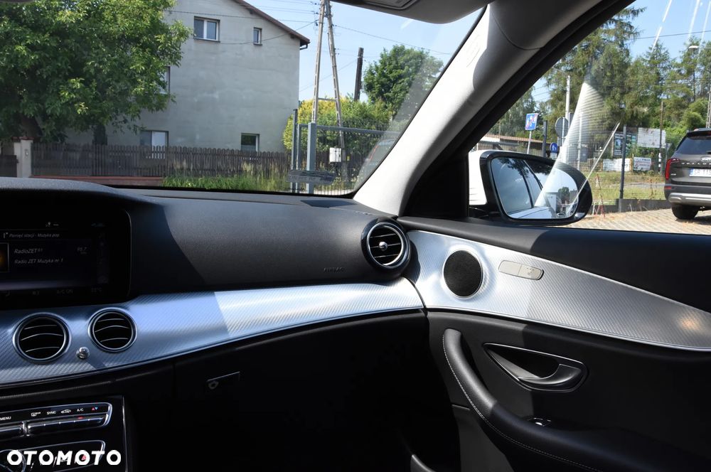 Mercedes-Benz Klasa E 220 d 4Matic All-Terrain 9G-TRONIC Avantgarde - 23