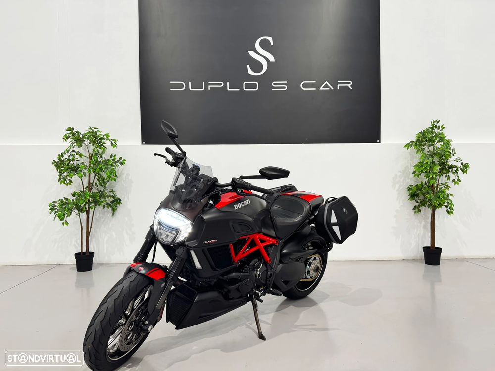Ducati Diavel Carbon - 4